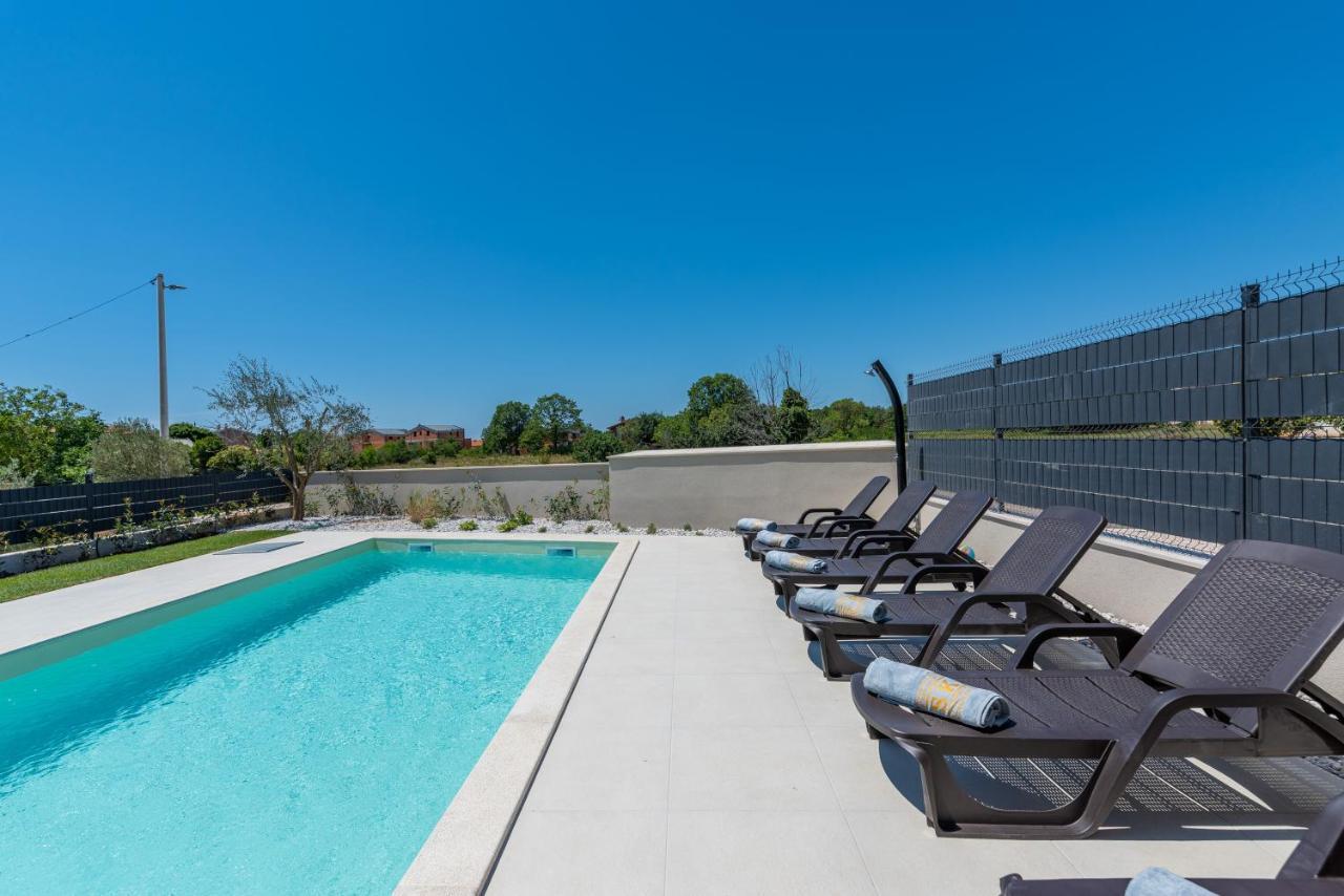 Villa Atena Poreč Exteriör bild